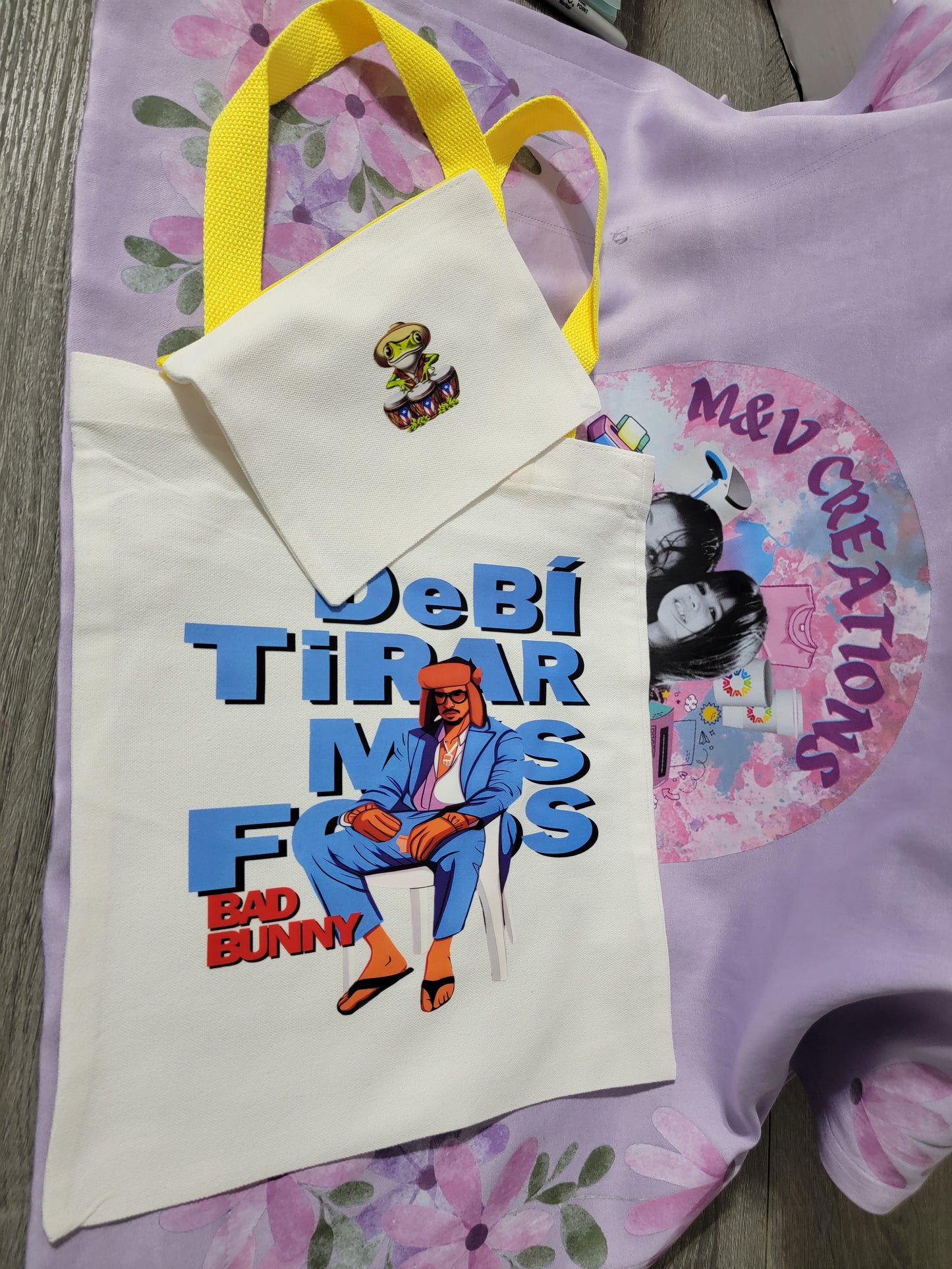 Custom Tote Bags w/ make up bag