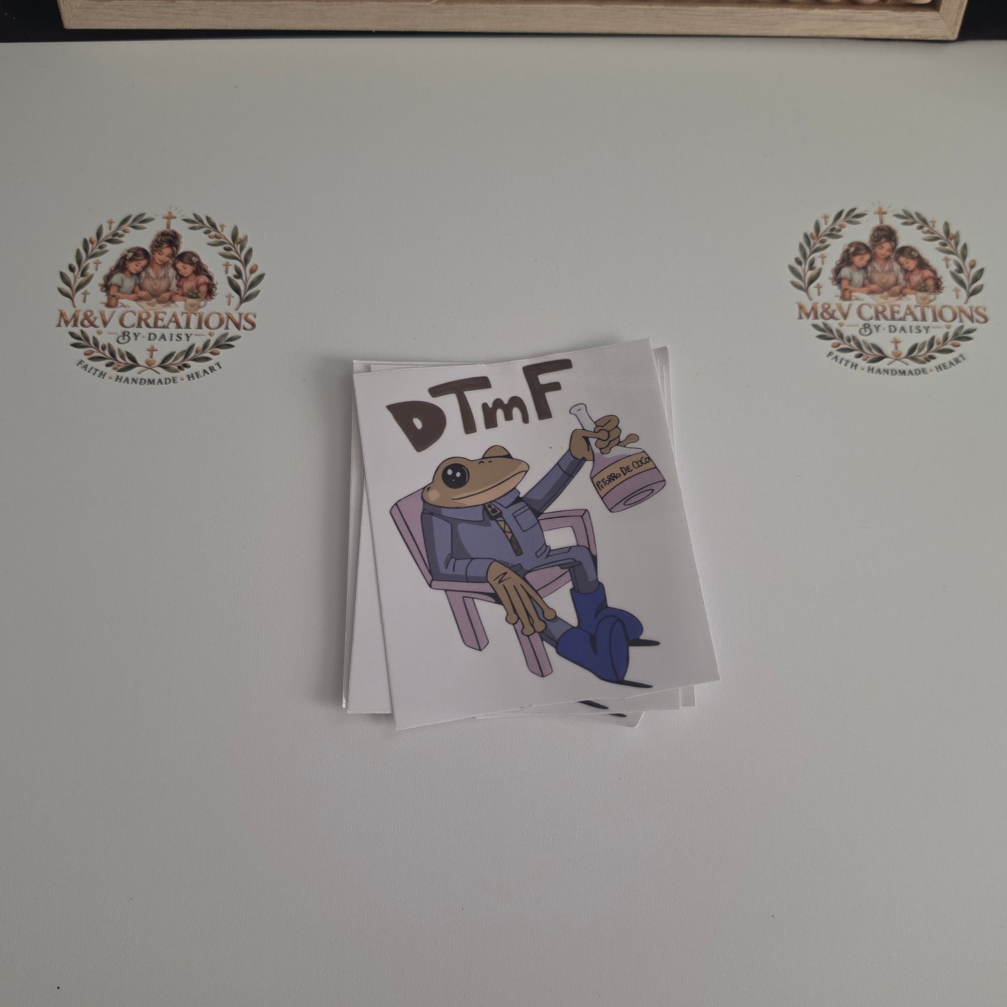 UV 141 DECAL