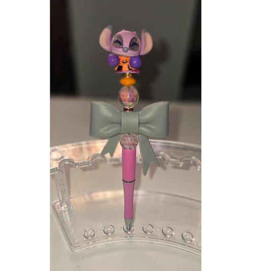 #104 Angel Beaded Pen