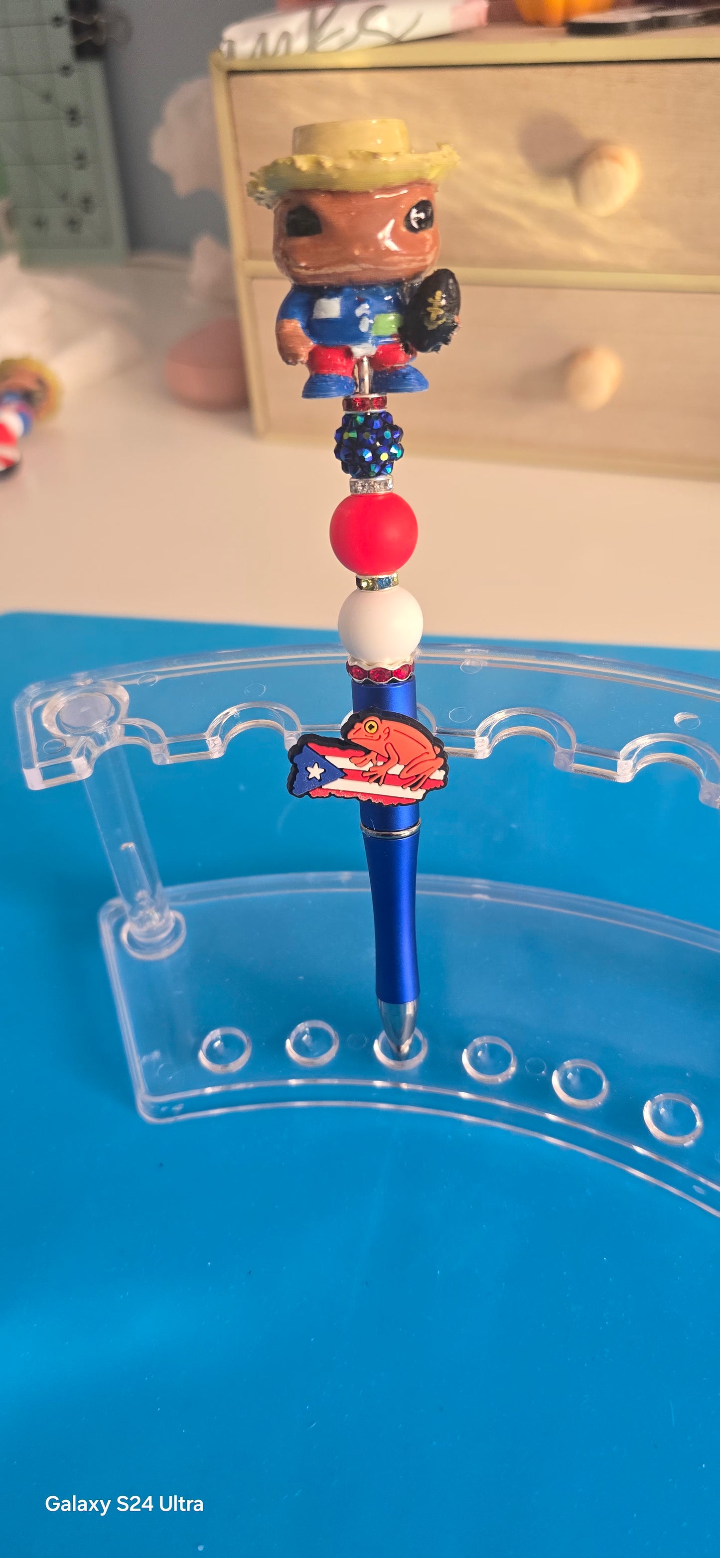 #98 Puerto Rico Concho Beaded pens