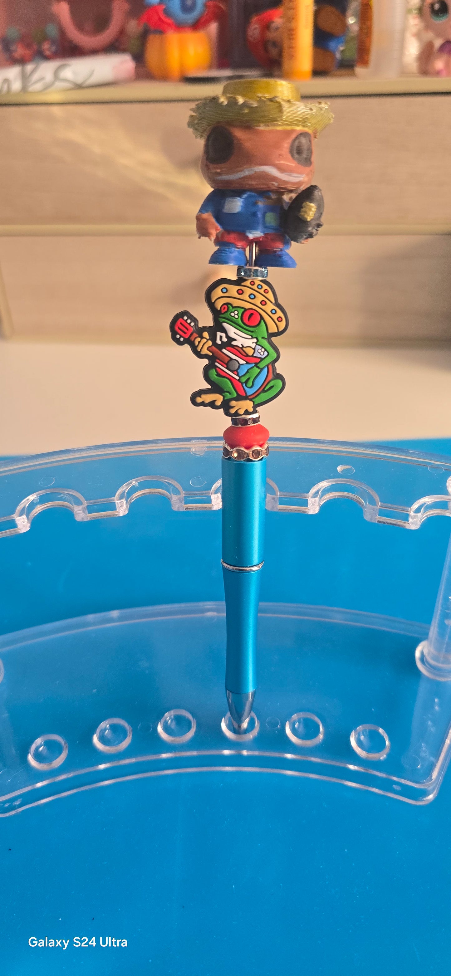 #98 Puerto Rico Concho Beaded pens